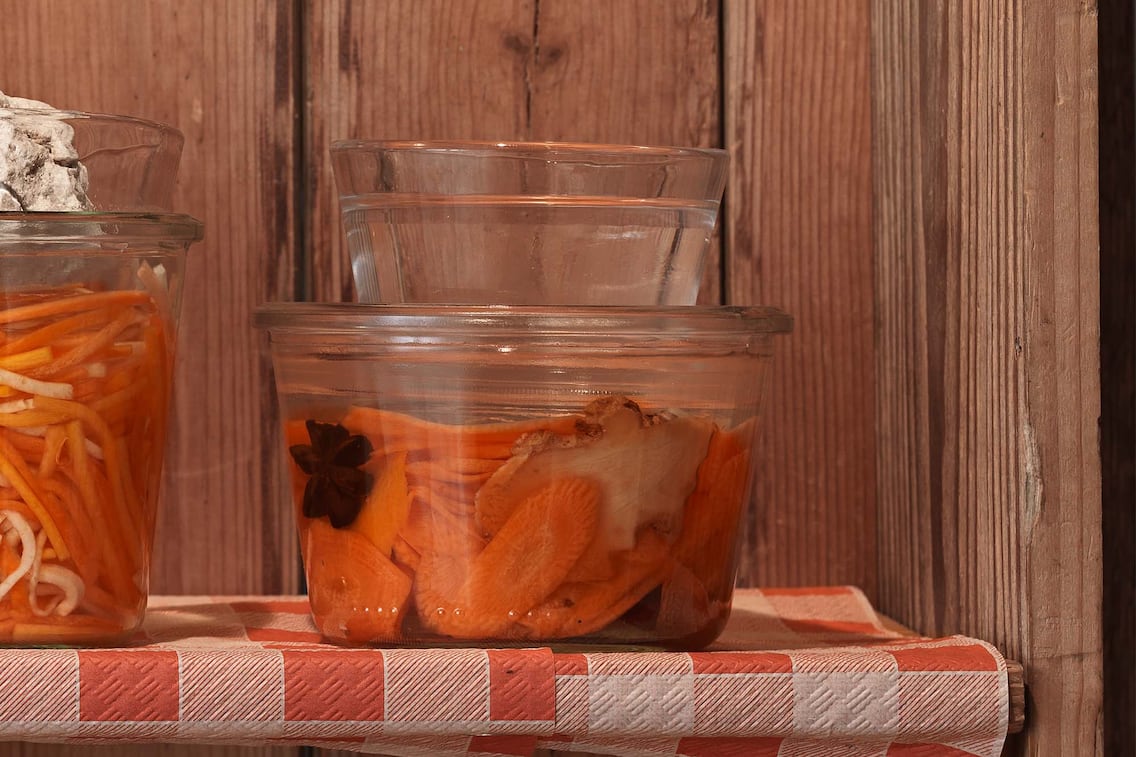 Fermentierte Karotten mit Sternanis, Vorratskammer, Ingwer, Salzlösung, Bügelglas